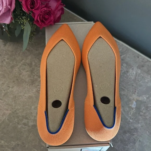 New Rothy's Vibrant Tangerine Women's Flats - Picture 4 of 7